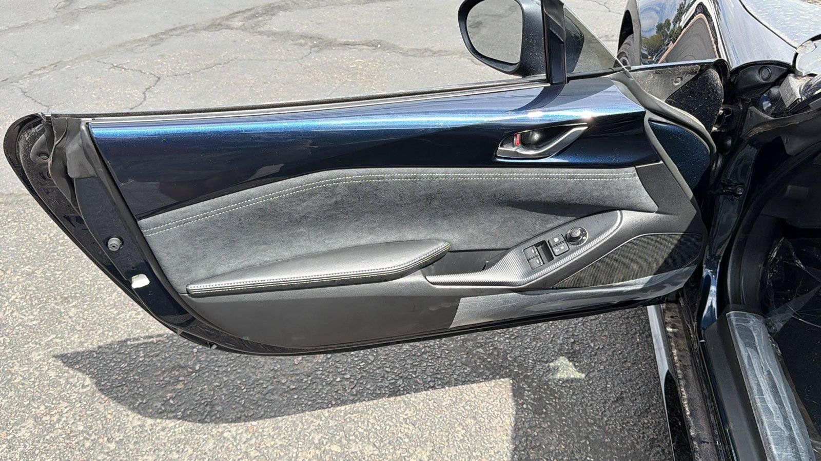 New 2026 MAZDA MX-5 Miata RF Club w/ Weather Package RWD image 10