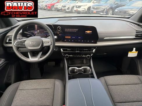 New 2027 Chevrolet Traverse LT w/ Midnight/Sport Edition AWD/4WD image 16