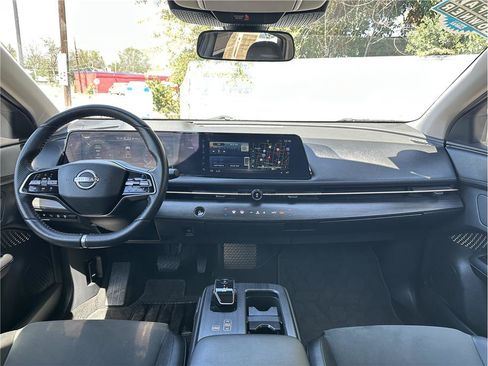 Used 2024 Nissan Ariya AWD image 17