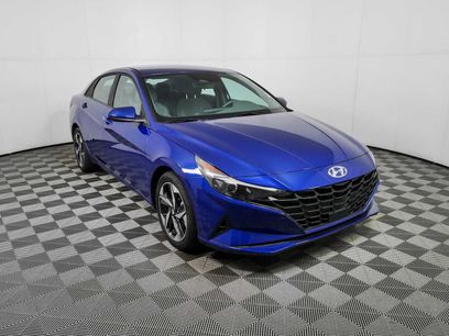 Certified 2023 Hyundai Elantra SEL w/ Convenience Package