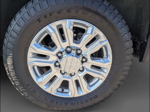 Used 2023 GMC Sierra 3500 Denali image 25