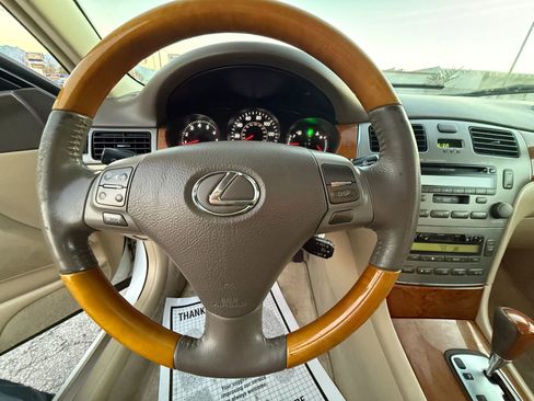 Used 2005 Lexus ES 330 image 22