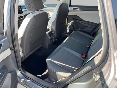 New 2025 Volkswagen Taos SE AWD/4WD image 24