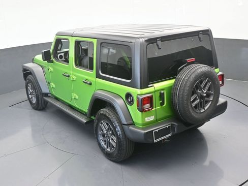 Used 2025 Jeep Wrangler Sport S image 55