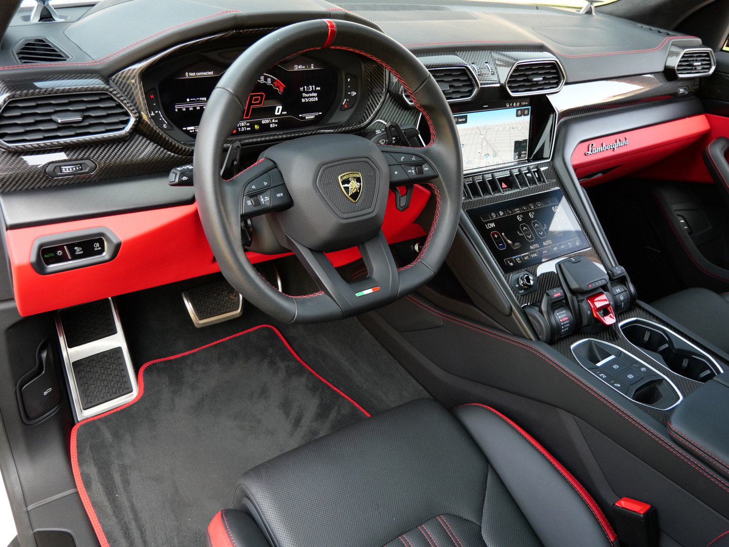 Used 2023 Lamborghini Urus S AWD/4WD image 13