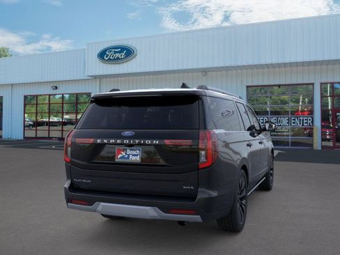 New 2025 Ford Expedition Max Platinum w/ Driver's Package image 8