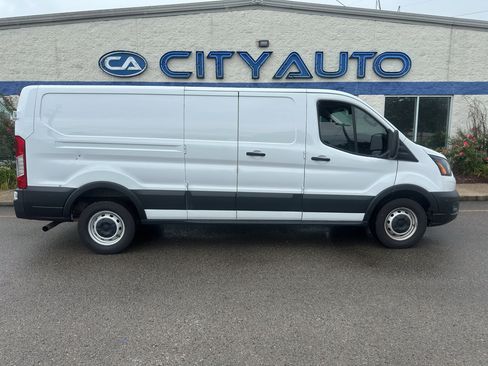 Used 2022 Ford Transit 250 Low Roof RWD image 3