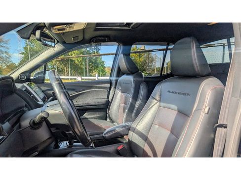 Used 2017 Honda Ridgeline Black Edition image 15