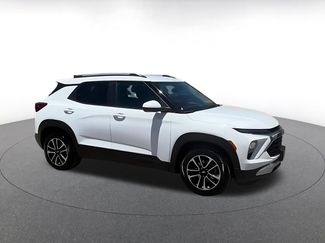 Used 2025 Chevrolet Blazer LT FWD video 2