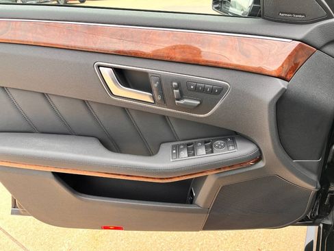Used 2013 Mercedes-Benz E 350 4MATIC Wagon image 8