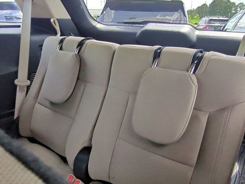 Used 2022 Ford Explorer XLT RWD image 14