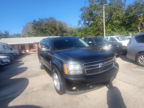 Used 2012 Chevrolet Suburban LT RWD image 51