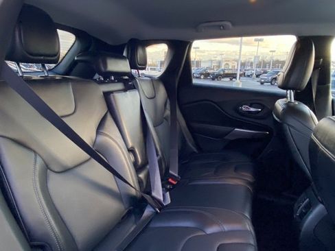 Used 2022 Jeep Cherokee Latitude Lux image 24