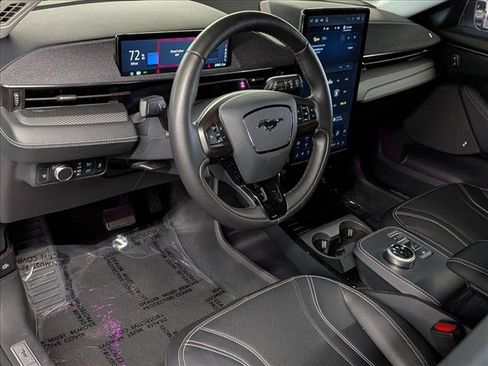 Used 2021 Ford Mustang Mach-E Premium RWD image 10