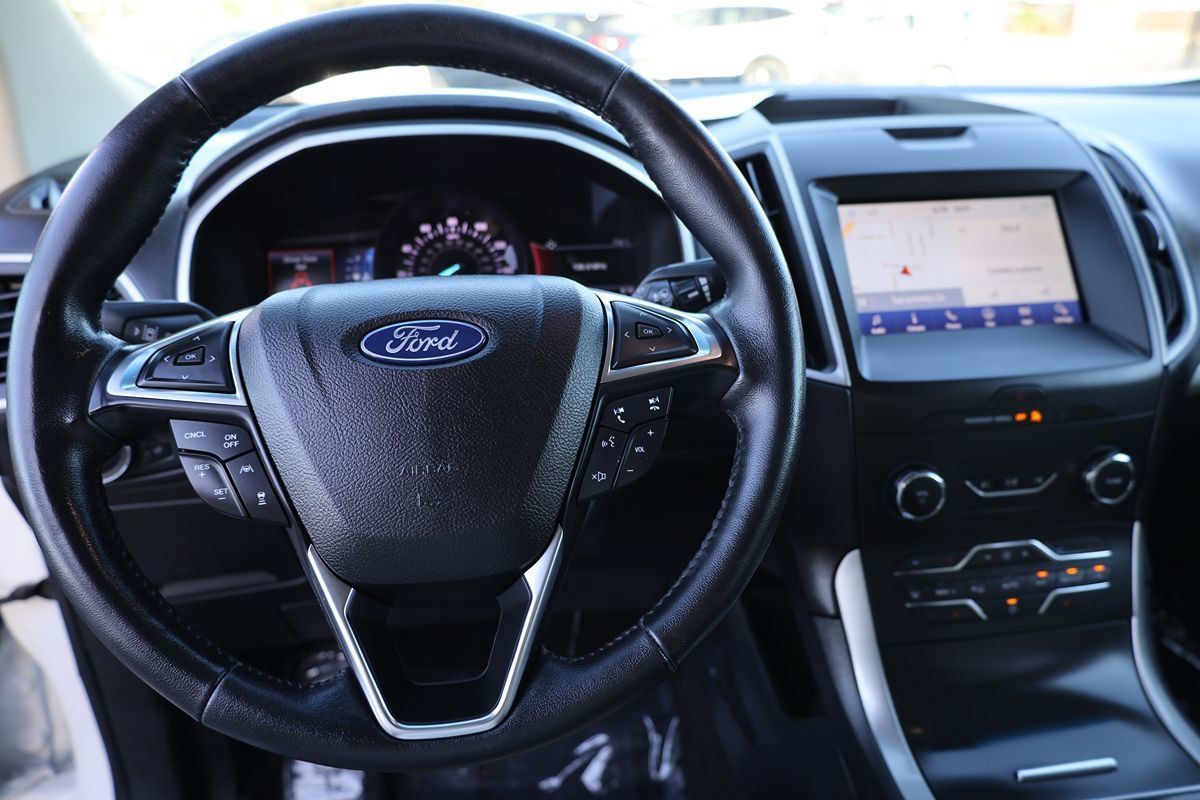 Used 2020 Ford Edge SEL w/ Convenience Package FWD image 23