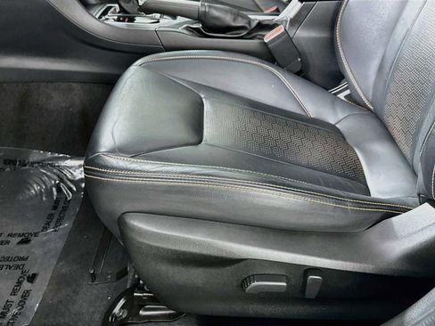 Certified 2022 Subaru Crosstrek 2.5i Limited w/ Moonroof Package 2 AWD/4WD image 18