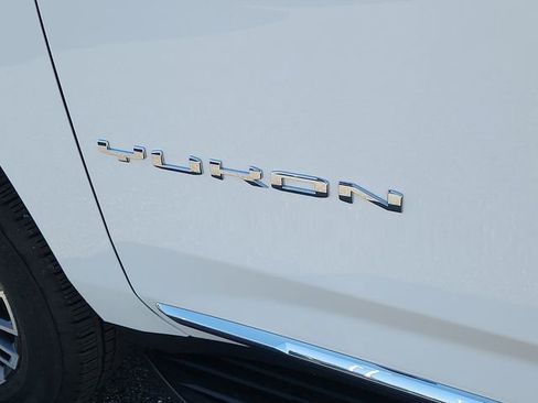 New 2026 GMC Yukon XL Elevation AWD/4WD image 18