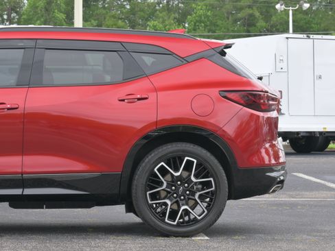 Used 2024 Chevrolet Blazer RS FWD image 6