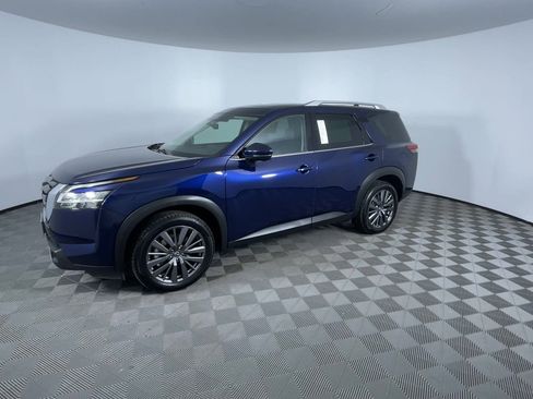 Certified 2023 Nissan Pathfinder SL w/ SL Premium Package image 4