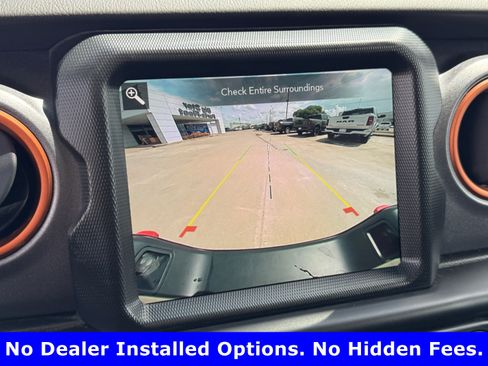 Used 2023 Jeep Gladiator Mojave w/ Cold Weather Group AWD/4WD image 17