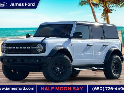 Used 2025 Ford Bronco Badlands AWD/4WD image 1