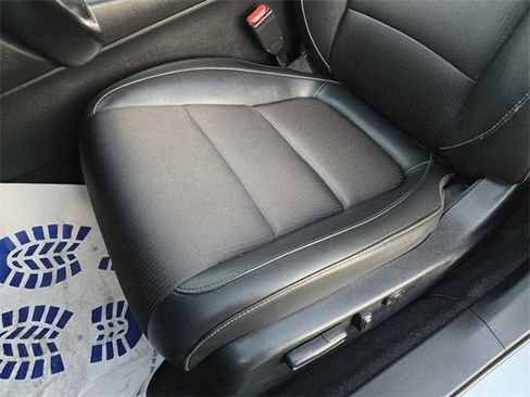 Used 2022 Honda Accord Sport image 11