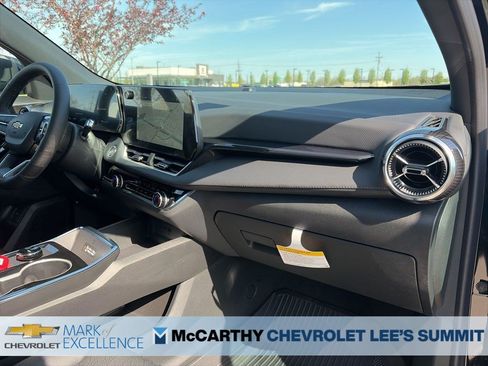 New 2026 Chevrolet Equinox LT w/ Convenience Package II AWD/4WD image 31