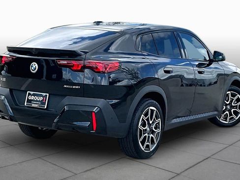 Used 2025 BMW X2 xDrive28i AWD/4WD image 12