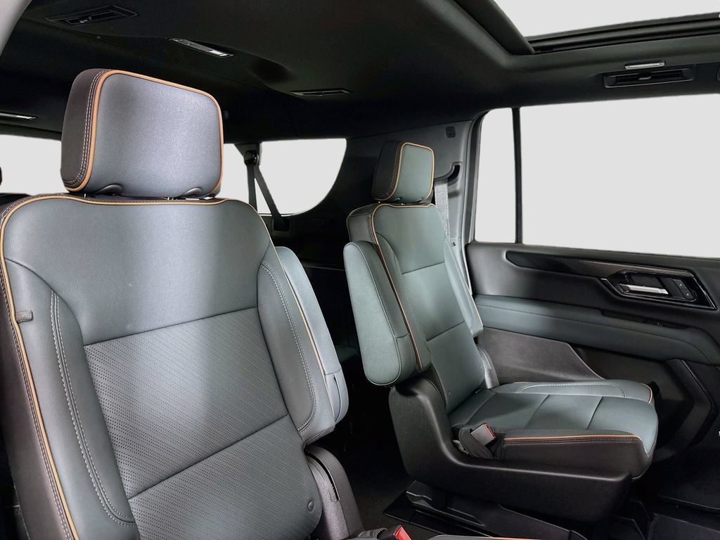 New 2026 GMC Yukon XL AT4 w/ AT4 Premium Package AWD/4WD image 29