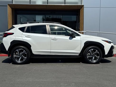 Used 2024 Subaru Crosstrek 2.0i Premium AWD/4WD image 8