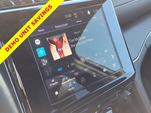 New 2025 Jeep Grand Cherokee image 4