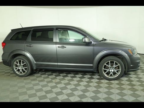 Used 2016 Dodge Journey R/T w/ Driver Convenience Group image 2