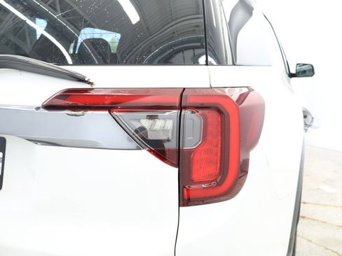 Used 2022 GMC Acadia AT4 w/ Technology Package AWD/4WD image 20