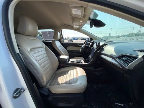 Certified 2022 Ford Edge SEL AWD/4WD image 22