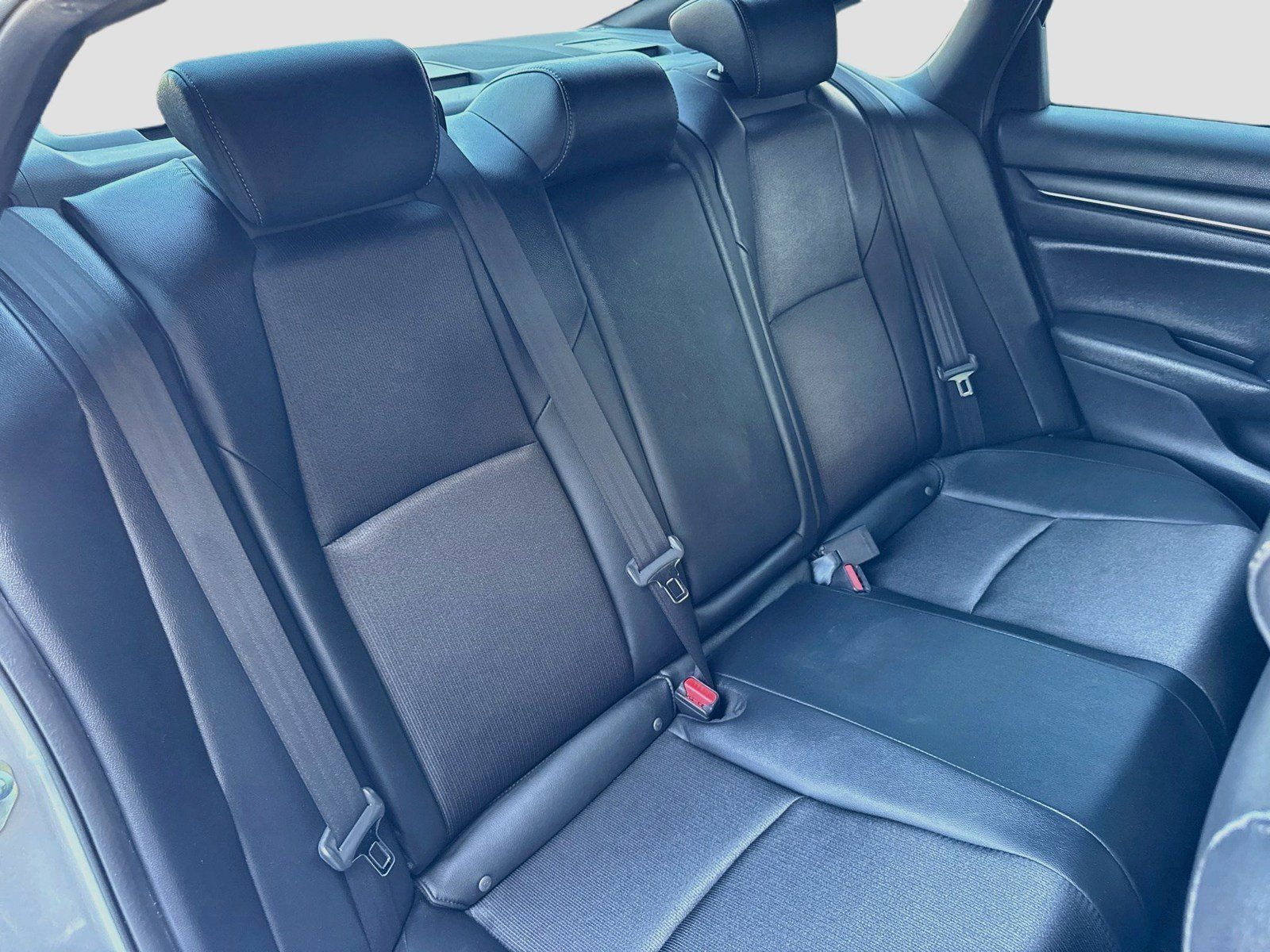 Used 2020 Honda Accord Sport image 16