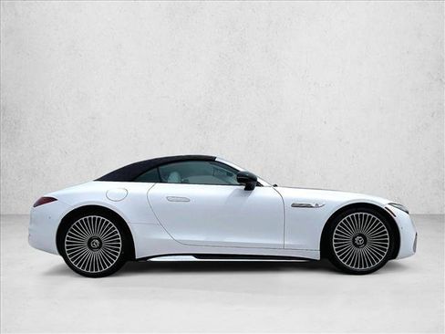 New 2026 Mercedes-Benz Maybach SL 680 image 5