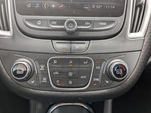 Used 2024 Chevrolet Malibu LT FWD image 3