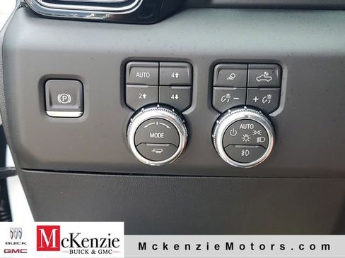 New 2026 GMC Sierra 1500 AT4 AWD/4WD image 20