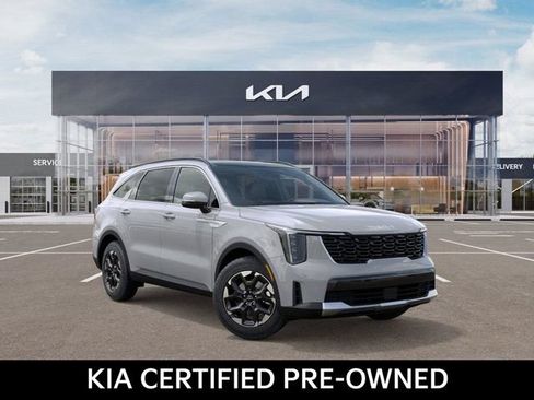 Certified 2026 Kia Sorento S w/ S Panoramic Sunroof Package FWD image 8