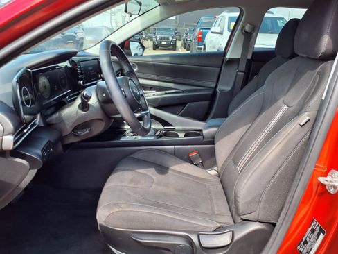 Used 2021 Hyundai Elantra SEL w/ Convenience Package FWD image 20