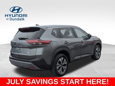 Used 2022 Nissan Rogue SV FWD image 8