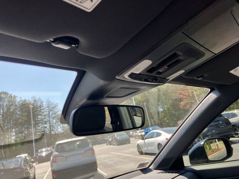 Used 2026 Honda CR-V Sport image 29