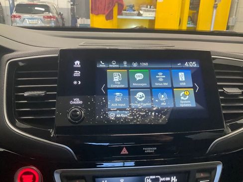 Used 2022 Honda Pilot Touring image 24