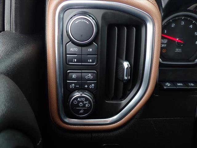 Used 2019 Chevrolet Silverado 1500 High Country w/ Technology Package AWD/4WD image 26