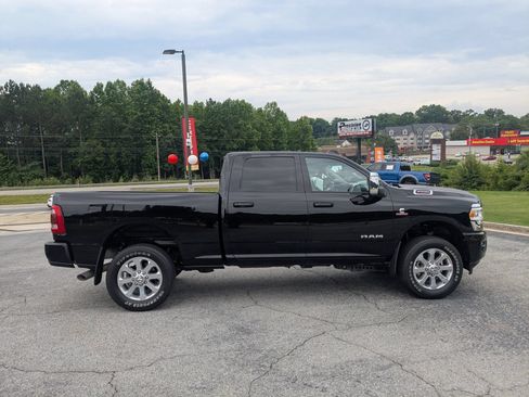 Used 2023 RAM 2500 Laramie AWD/4WD image 4