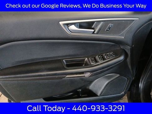 Used 2022 Ford Edge SEL w/ Convenience Package image 16