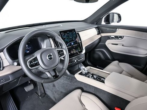 New 2026 Volvo XC90 B6 Ultra w/ Protection Package Premier AWD/4WD image 4