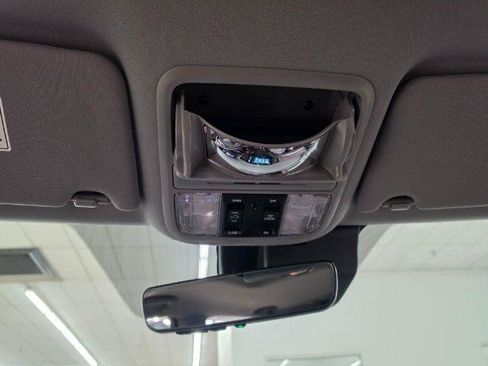 Used 2022 Honda Pilot Special Edition image 32