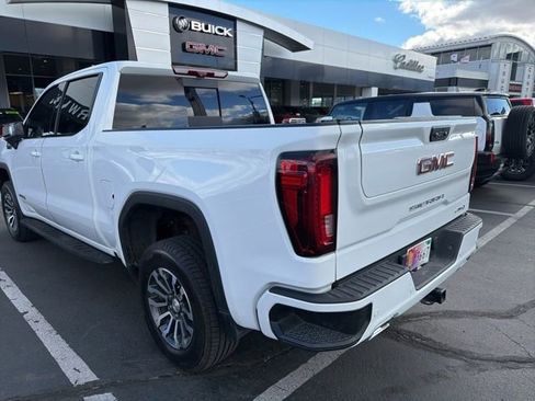 Used 2022 GMC Sierra 1500 AT4 w/ AT4 Premium Package image 9