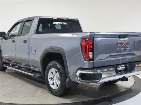 Used 2020 GMC Sierra 1500 Base w/ Sierra Value Package image 9